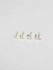 Solitaire stud earrings size range
