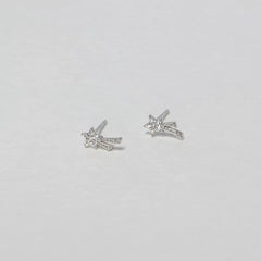 Étoile Filante shooting star stud earrings in silver